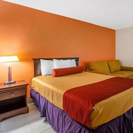 Econo Lodge North North Fort Myers Zewnętrze zdjęcie