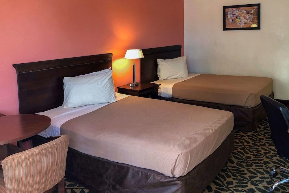 Econo Lodge North North Fort Myers Zewnętrze zdjęcie