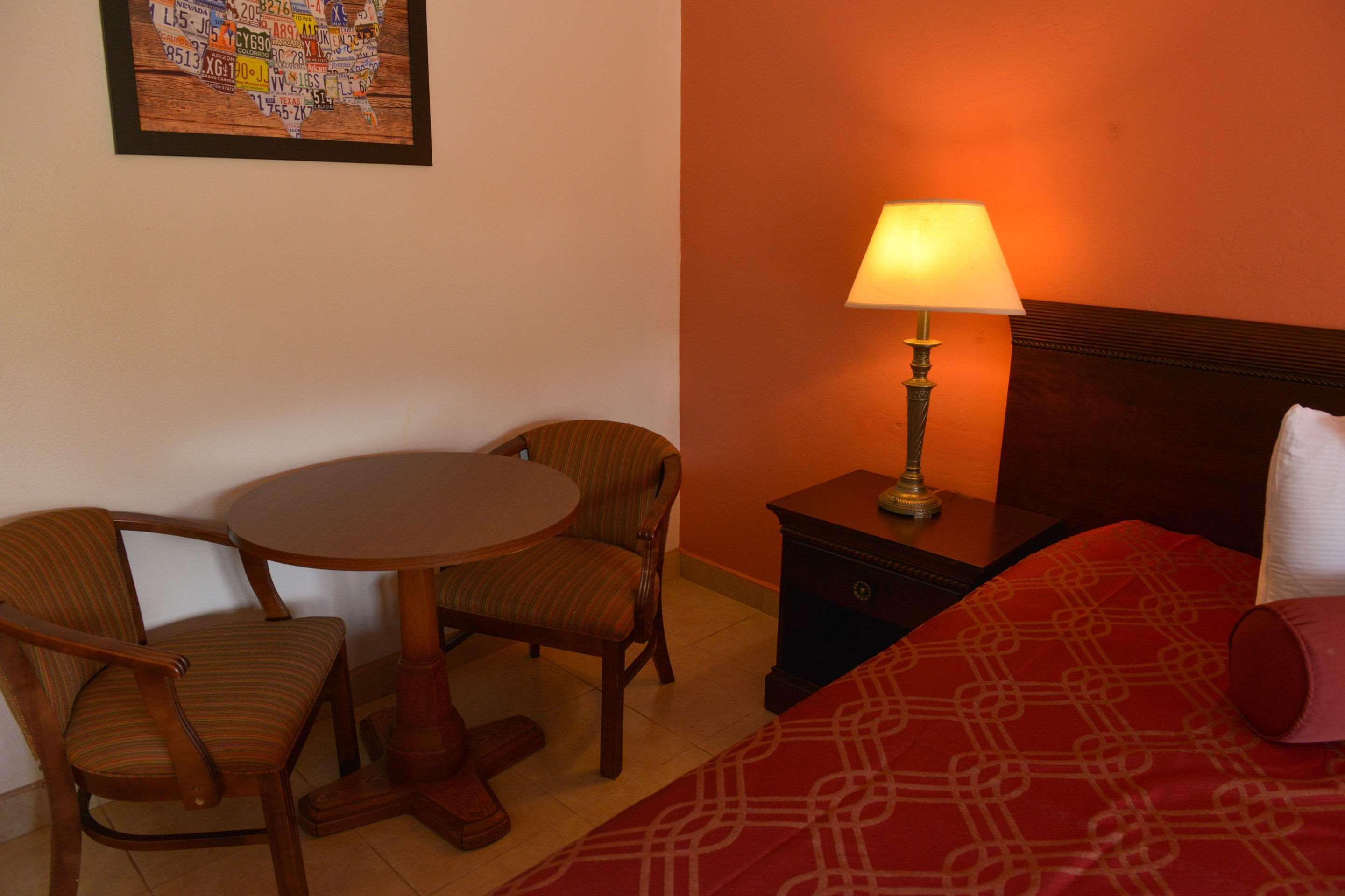 Econo Lodge North North Fort Myers Zewnętrze zdjęcie