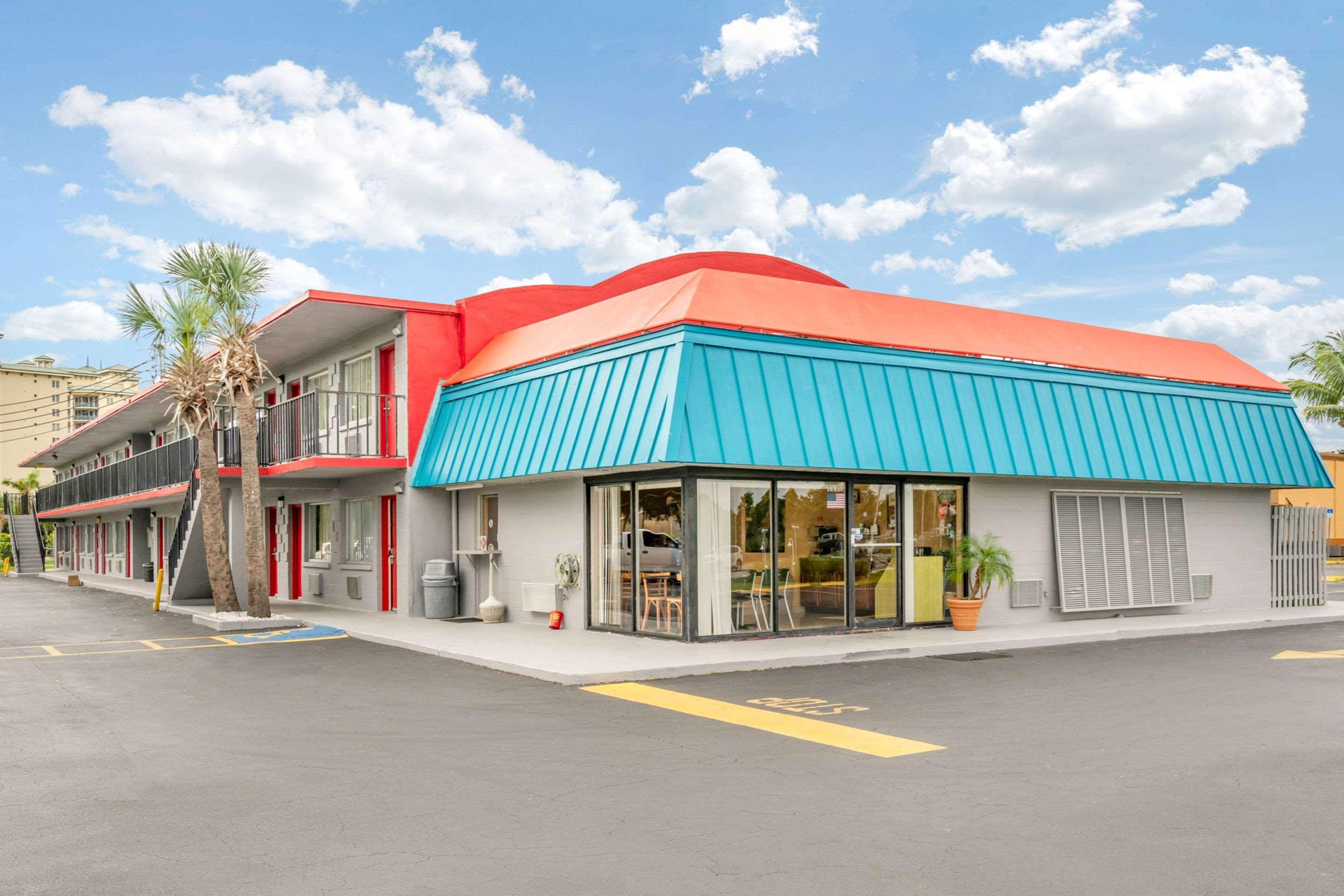 Econo Lodge North North Fort Myers Zewnętrze zdjęcie