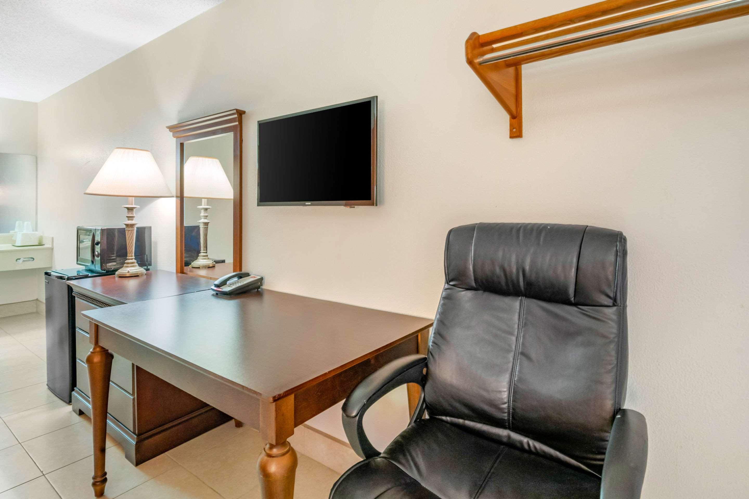 Econo Lodge North North Fort Myers Zewnętrze zdjęcie