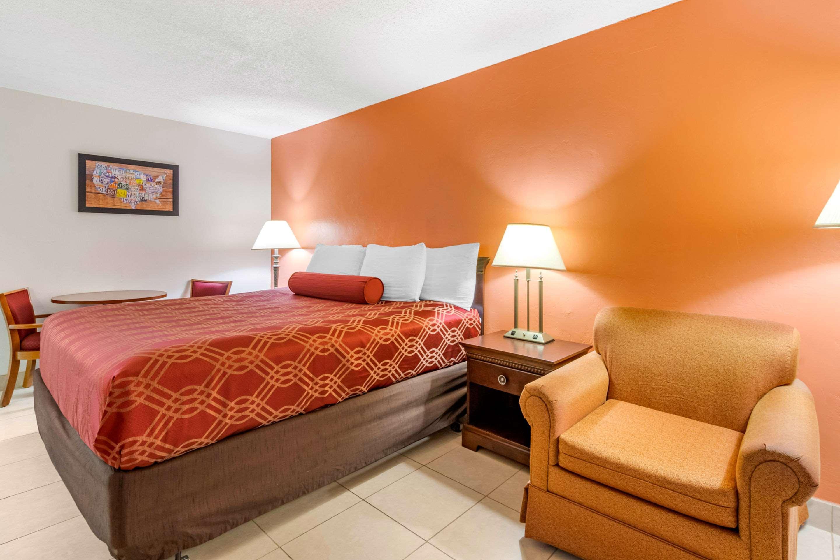 Econo Lodge North North Fort Myers Zewnętrze zdjęcie