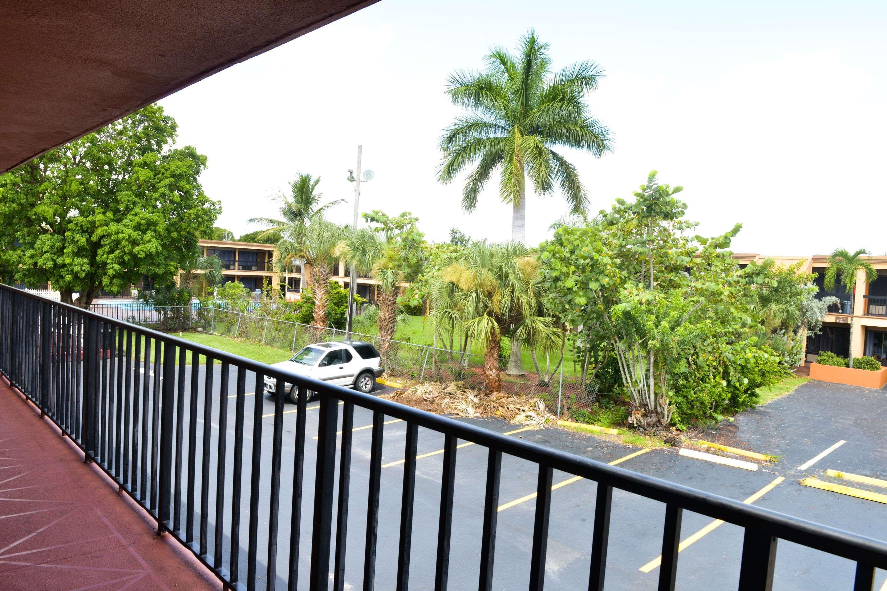 Econo Lodge North North Fort Myers Zewnętrze zdjęcie