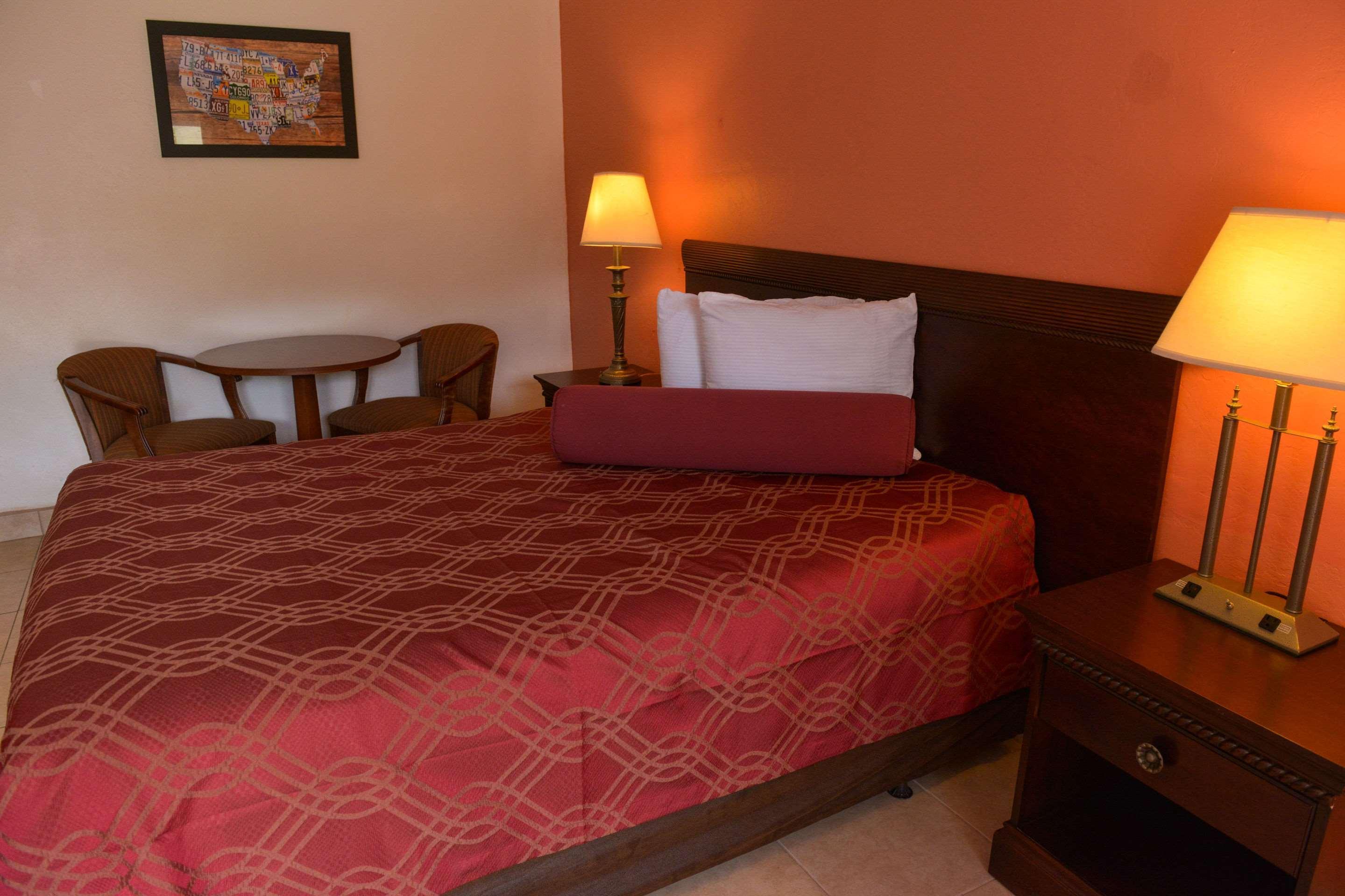 Econo Lodge North North Fort Myers Zewnętrze zdjęcie